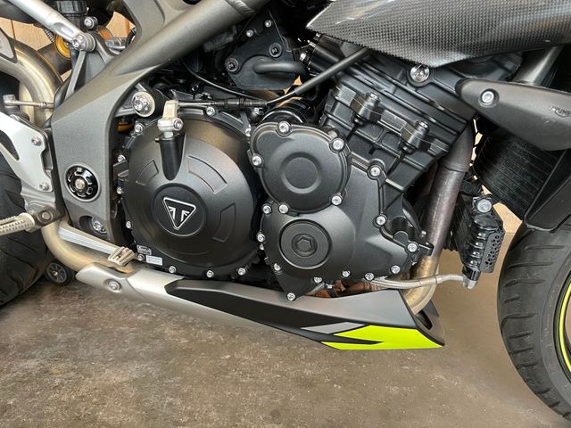 triumph - speed-triple-rs