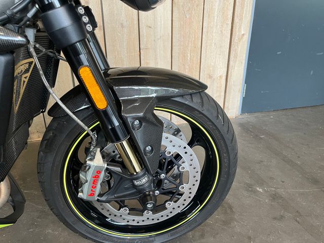 triumph - speed-triple-rs