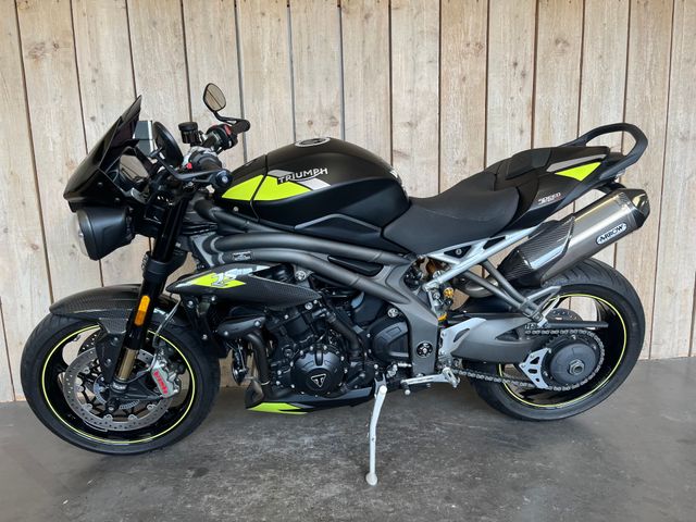 triumph - speed-triple-rs