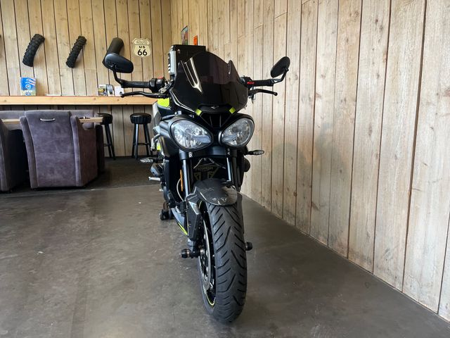 triumph - speed-triple-rs
