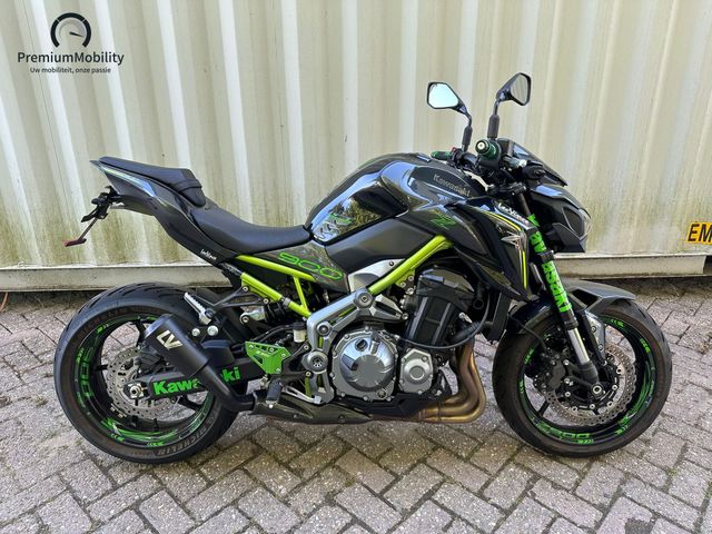kawasaki - z900