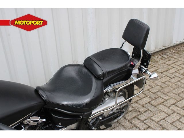 yamaha - xvs-1300-a-midnight-star
