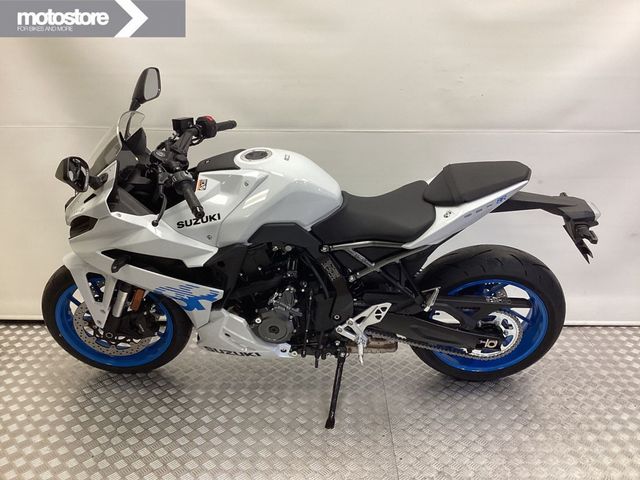suzuki - gsx-8r