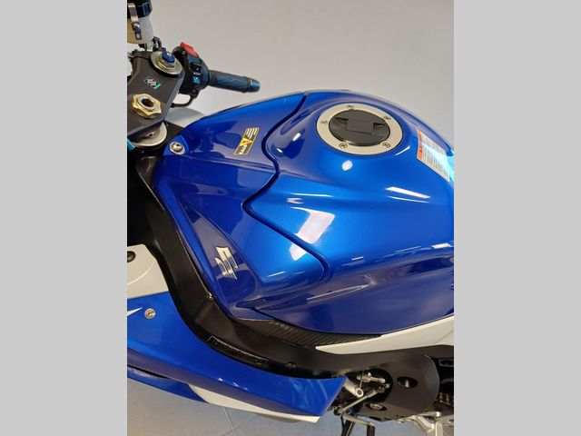 suzuki - gsx-r-750