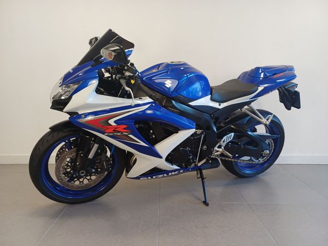 suzuki - gsx-r-750
