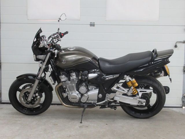 yamaha - xjr-1300