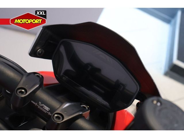 ducati - streetfighter-v2