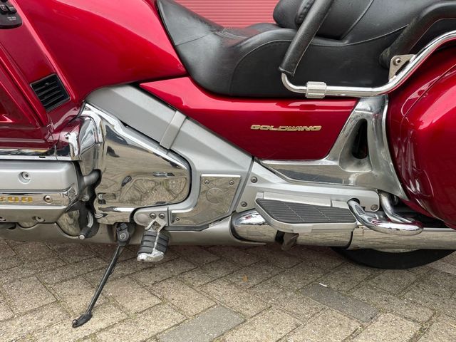 honda - gl-1800-goldwing-c-abs