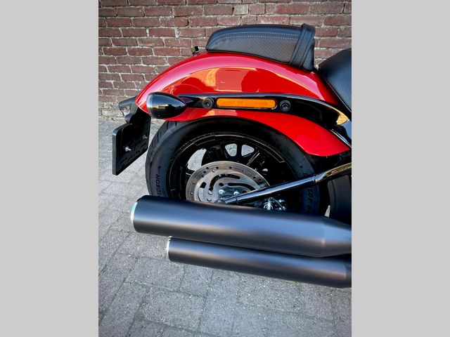 harley-davidson - street-bob-114-fxbbs