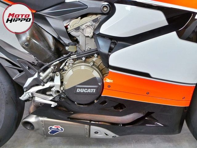 ducati - 1199-panigale-s
