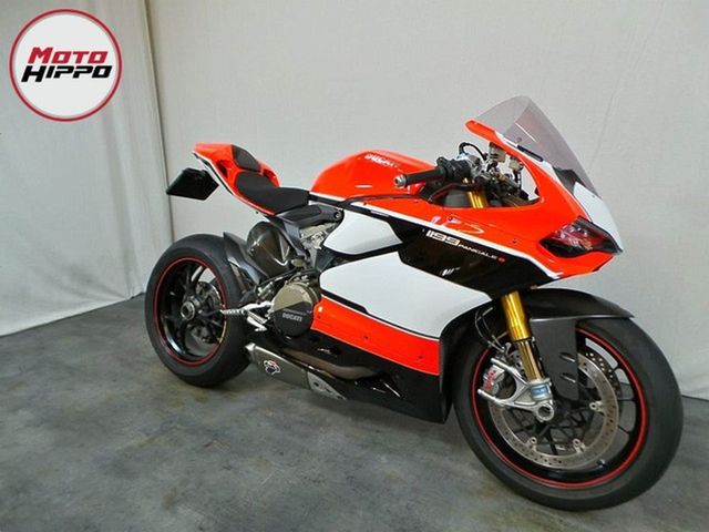 ducati - 1199-panigale-s