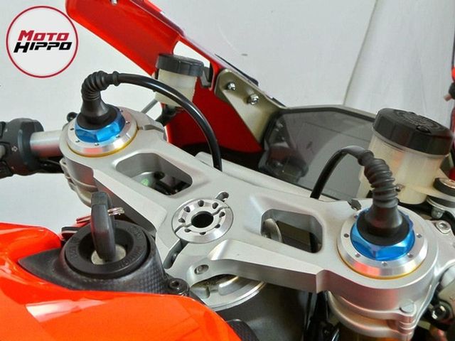 ducati - 1199-panigale-s