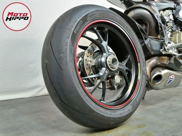 ducati - 1199-panigale-s