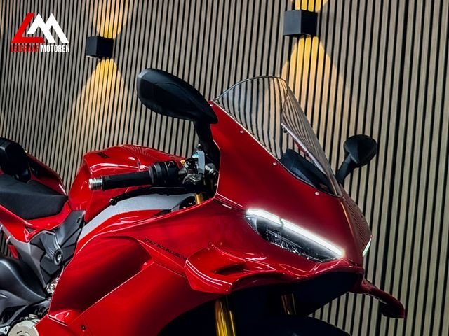 ducati - panigale-v4-s