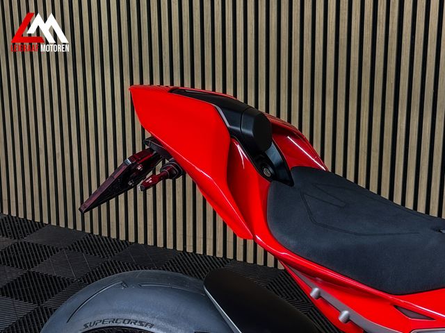 ducati - panigale-v4-s