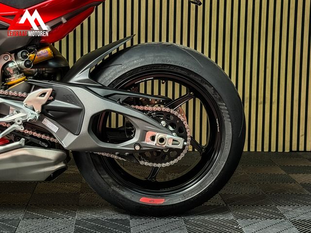 ducati - panigale-v4-s