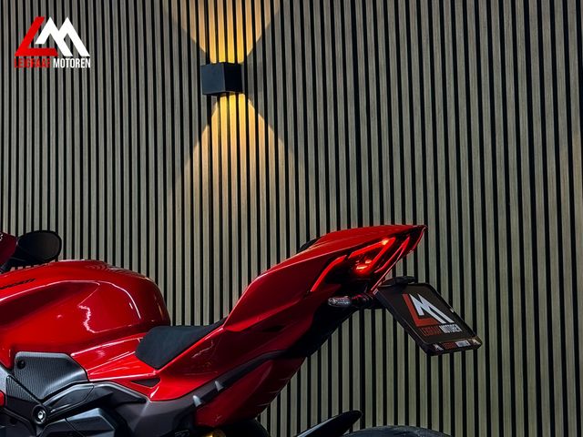ducati - panigale-v4-s
