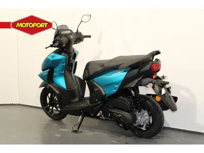 YAMAHA RAYZR – foto 4