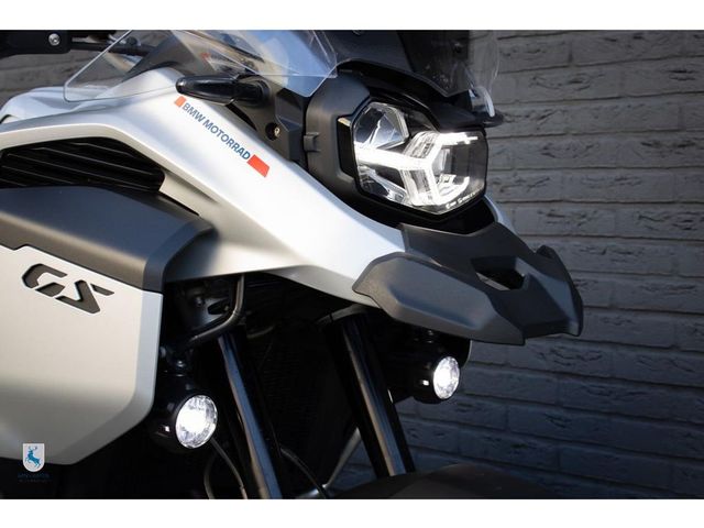 bmw - f-900-gs-adventure