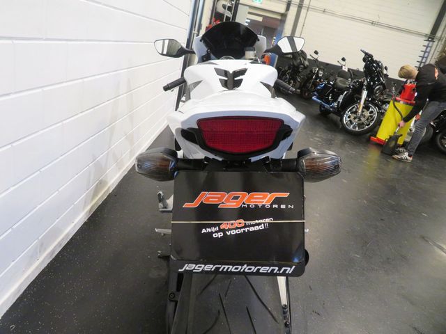 honda - cbr-1000-rr-fireblade