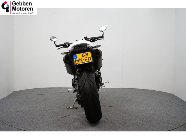 triumph - speed-triple-rs