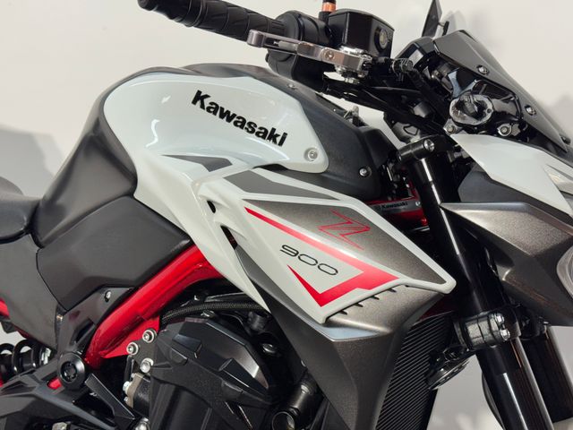 kawasaki - z900