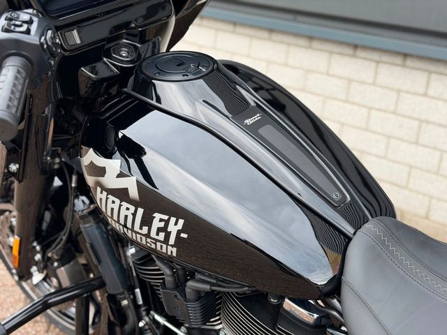 harley-davidson - street-glide