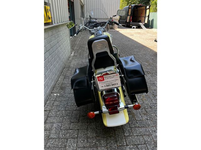 suzuki - vl-1500-lc-intruder