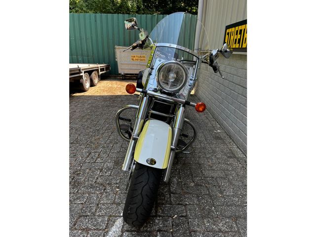 suzuki - vl-1500-lc-intruder