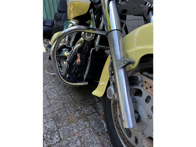 suzuki - vl-1500-lc-intruder