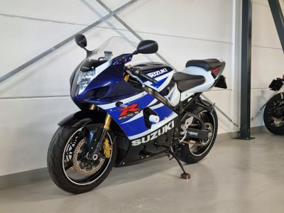 SUZUKI GSX-R 1000 – foto 2