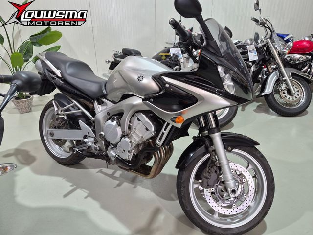 yamaha - fzs-600-fazer