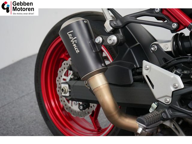 kawasaki - z900