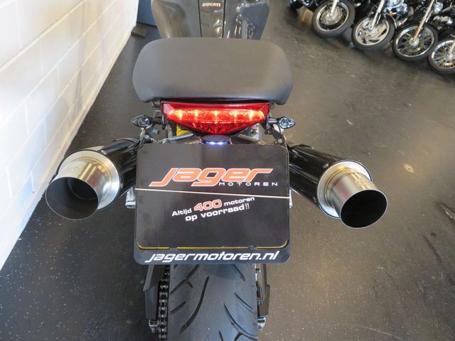 ducati - monster-696