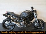 DUCATI MONSTER 696