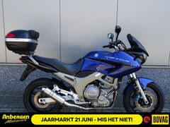 YAMAHA TDM 900