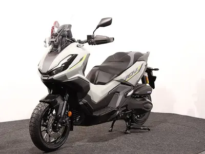 HONDA ADV 350 – foto 3