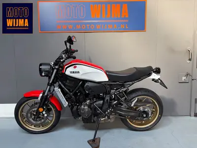 YAMAHA XSR 700 ABS – foto 2