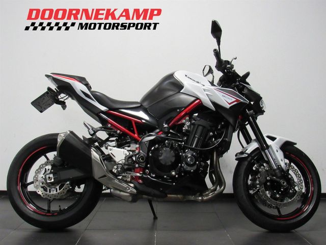 kawasaki - z900