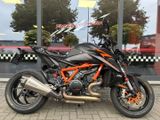 KTM 1390 SUPER DUKE R