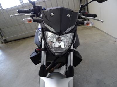YAMAHA MT 03 – foto 4