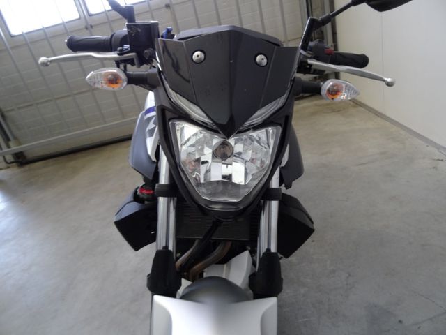 yamaha - mt-03