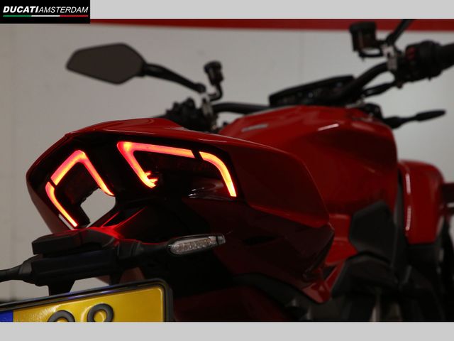 ducati - streetfighter-v4