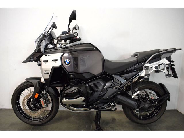 bmw - r-1300-gs-adventure