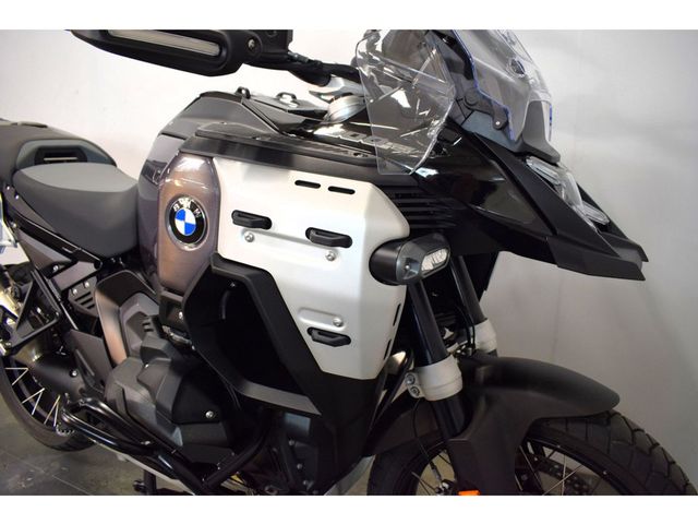 bmw - r-1300-gs-adventure