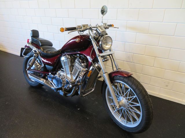 suzuki - vs-700-intruder