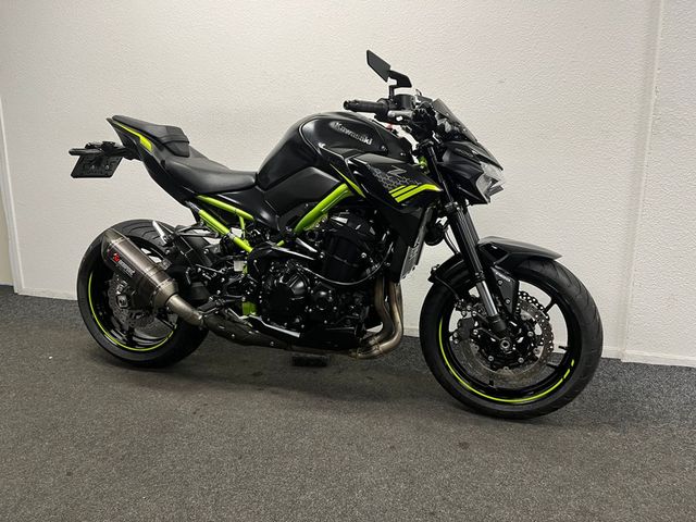 kawasaki - z900