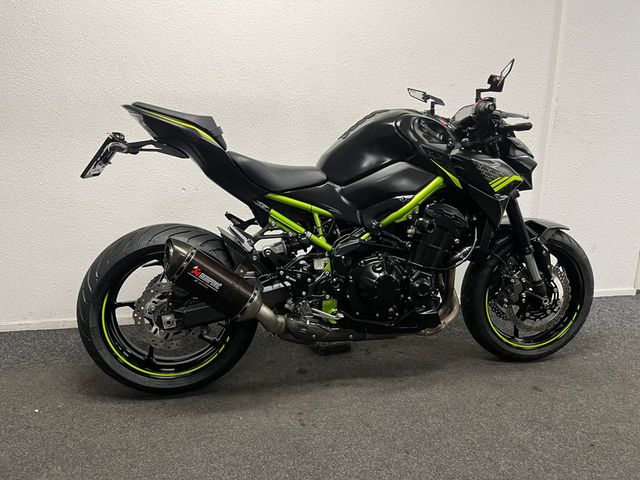 kawasaki - z900