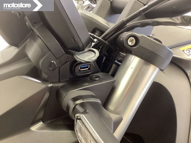suzuki - gsx-8s
