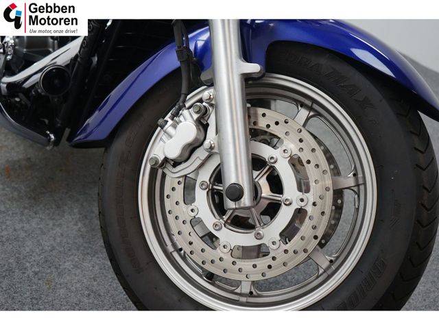 yamaha - xvs-1300-a-midnight-star